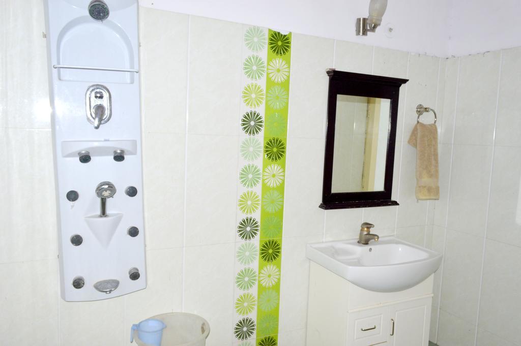 Hotel Bhajgovindam Haridwar Bagian luar foto