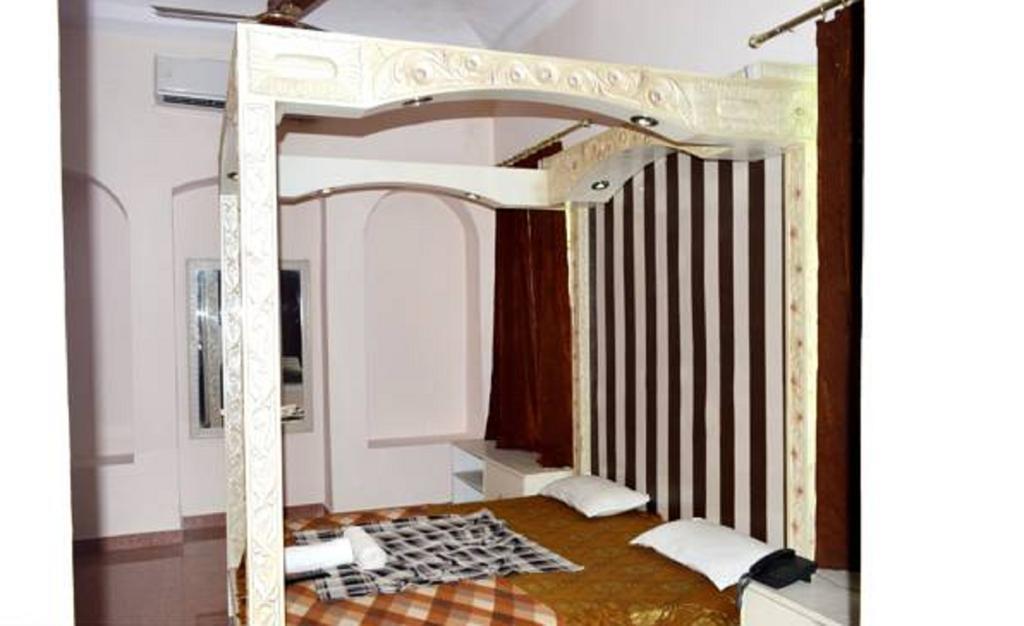 Hotel Bhajgovindam Haridwar Ruang foto