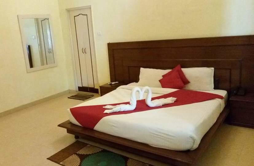 Hotel Bhajgovindam Haridwar Bagian luar foto