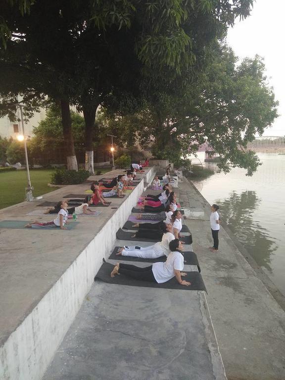 Hotel Bhajgovindam Haridwar Bagian luar foto