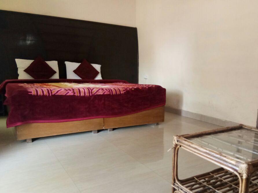 Hotel Bhajgovindam Haridwar Bagian luar foto